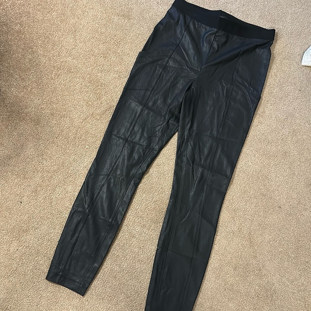 BCBG leggings